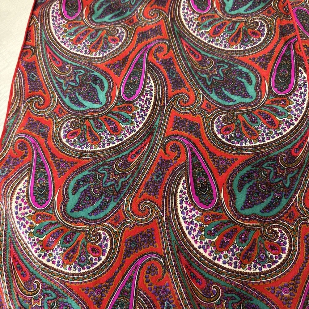 Bill Blass designer scarf, 12